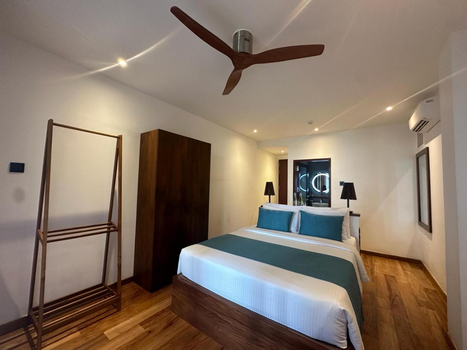 Bk Beach Boutique Hotel - 히카두와 외부 사진