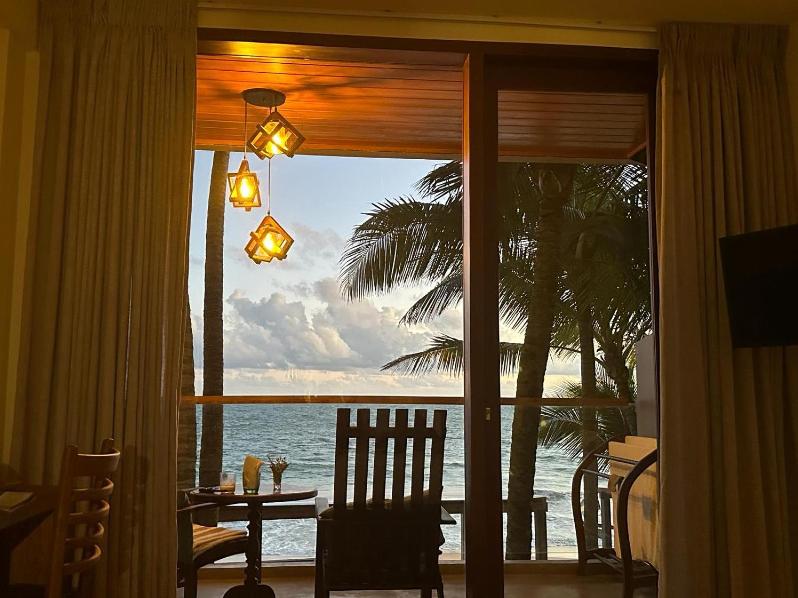 Bk Beach Boutique Hotel - 히카두와 외부 사진